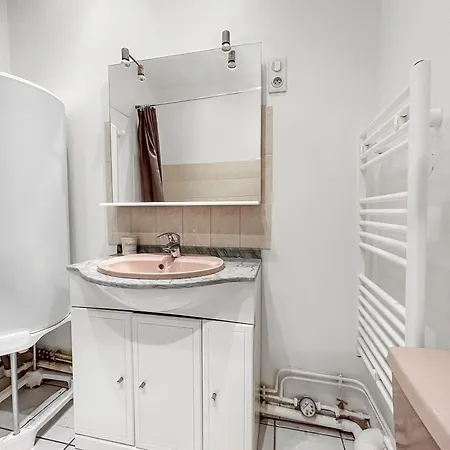 Duplex Centre - Cour Interieure & Smart Tv Apartment